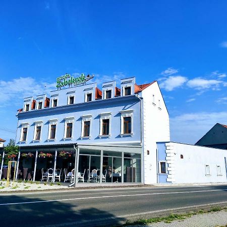 Penzion Zabokrek U Hoffera Nyitrazsámbokrét Kültér fotó